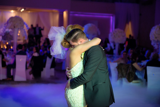 Chris and Anashae's first dance