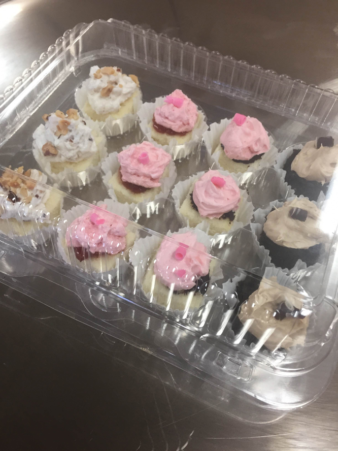 Christine's Story: Wedding Cake Samples