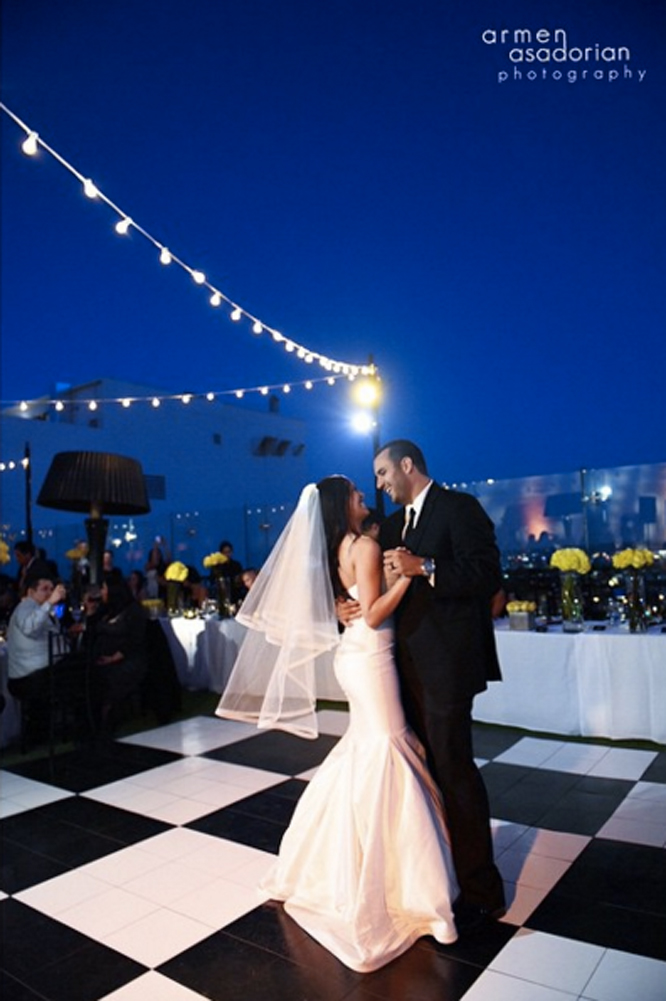 Angel cut veil photo by Armen Photo