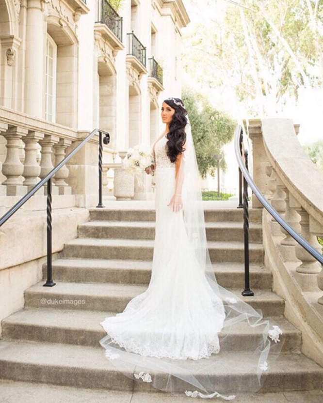 Chapel length veil photo by Dukeimages