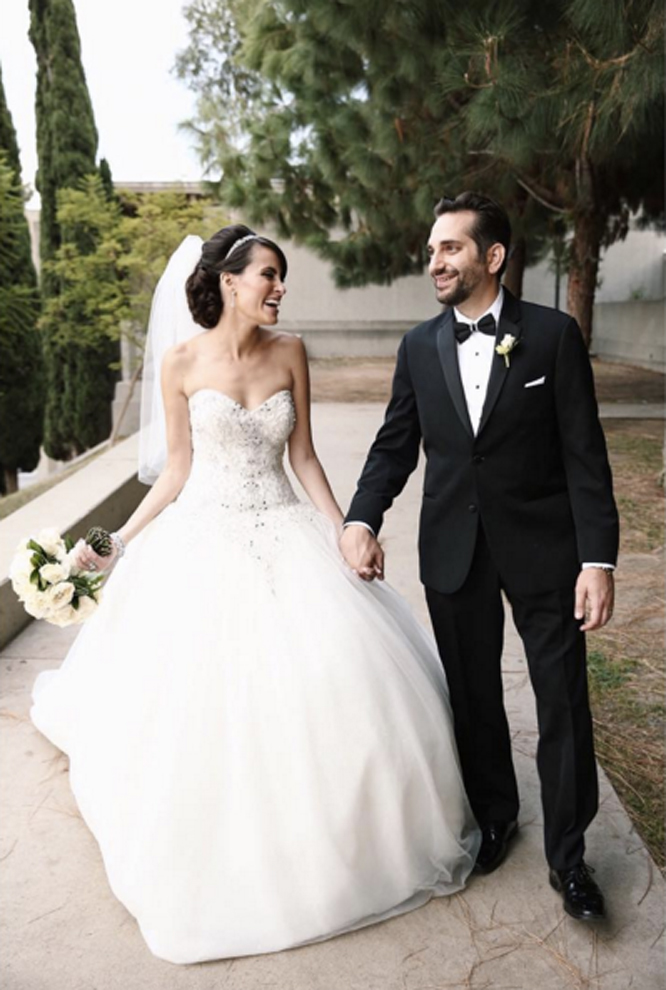 Elbow length veil photo by Rene Zadori Photography