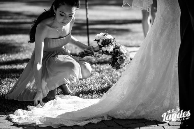 Maid of honor duties