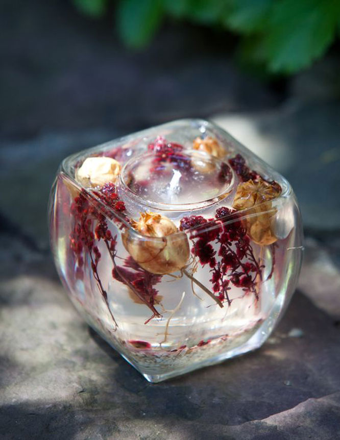 flower candle