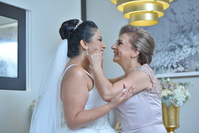 Featured Wedding: Narbe and Evie